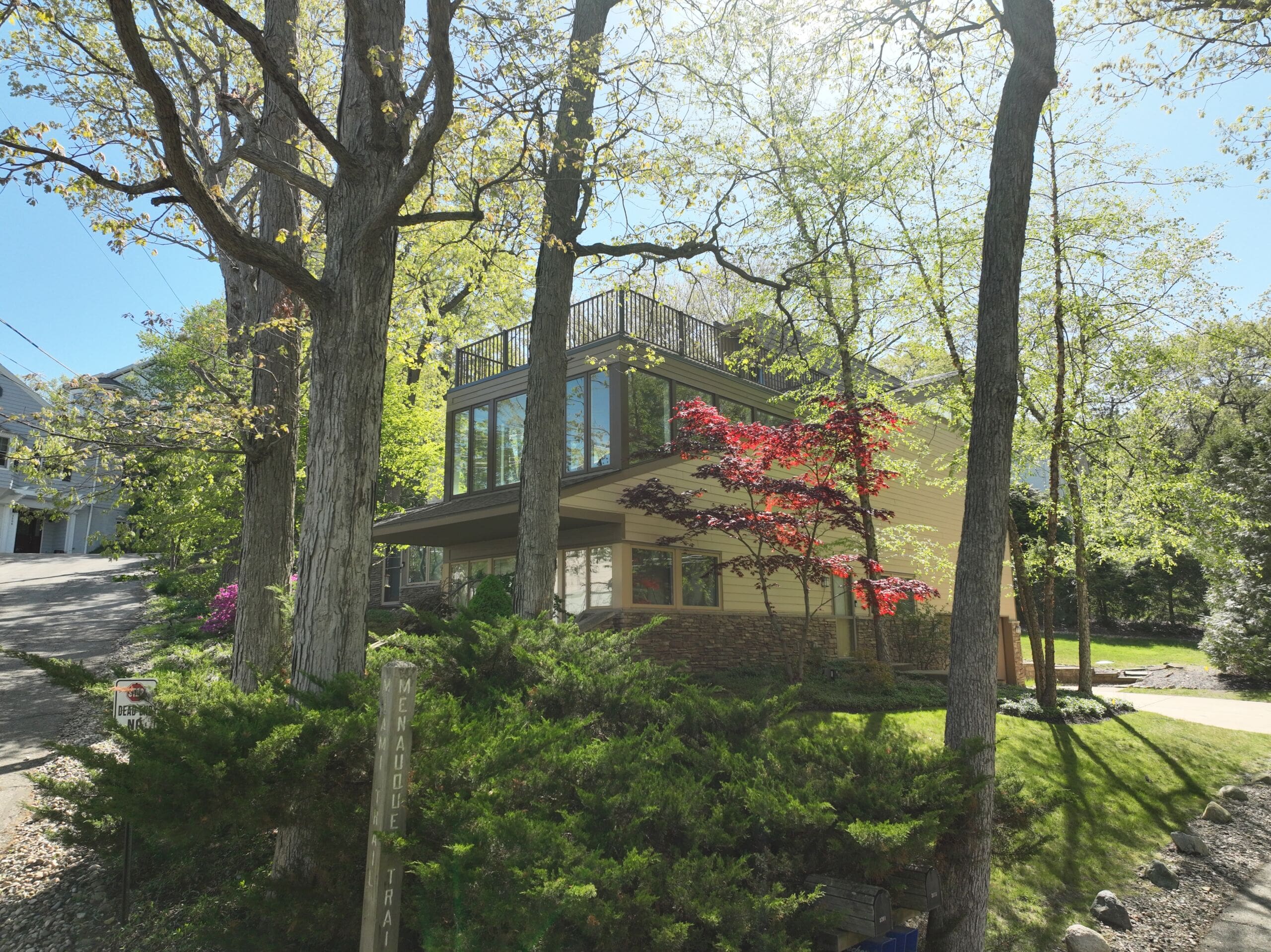 Modern lakefront home designed by GMF Architecture & Development in Michiana Shores, IN.