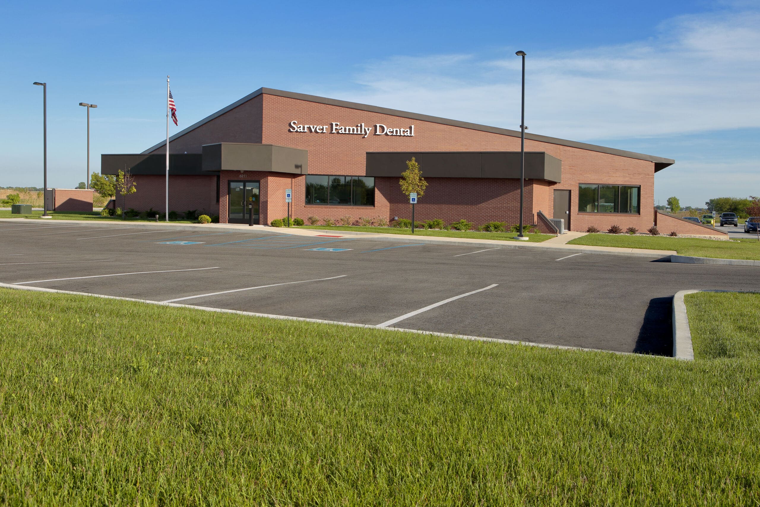 Exterior of Sarver Family Dental building designed by GMF Architecture & Development in Northwest Indiana.